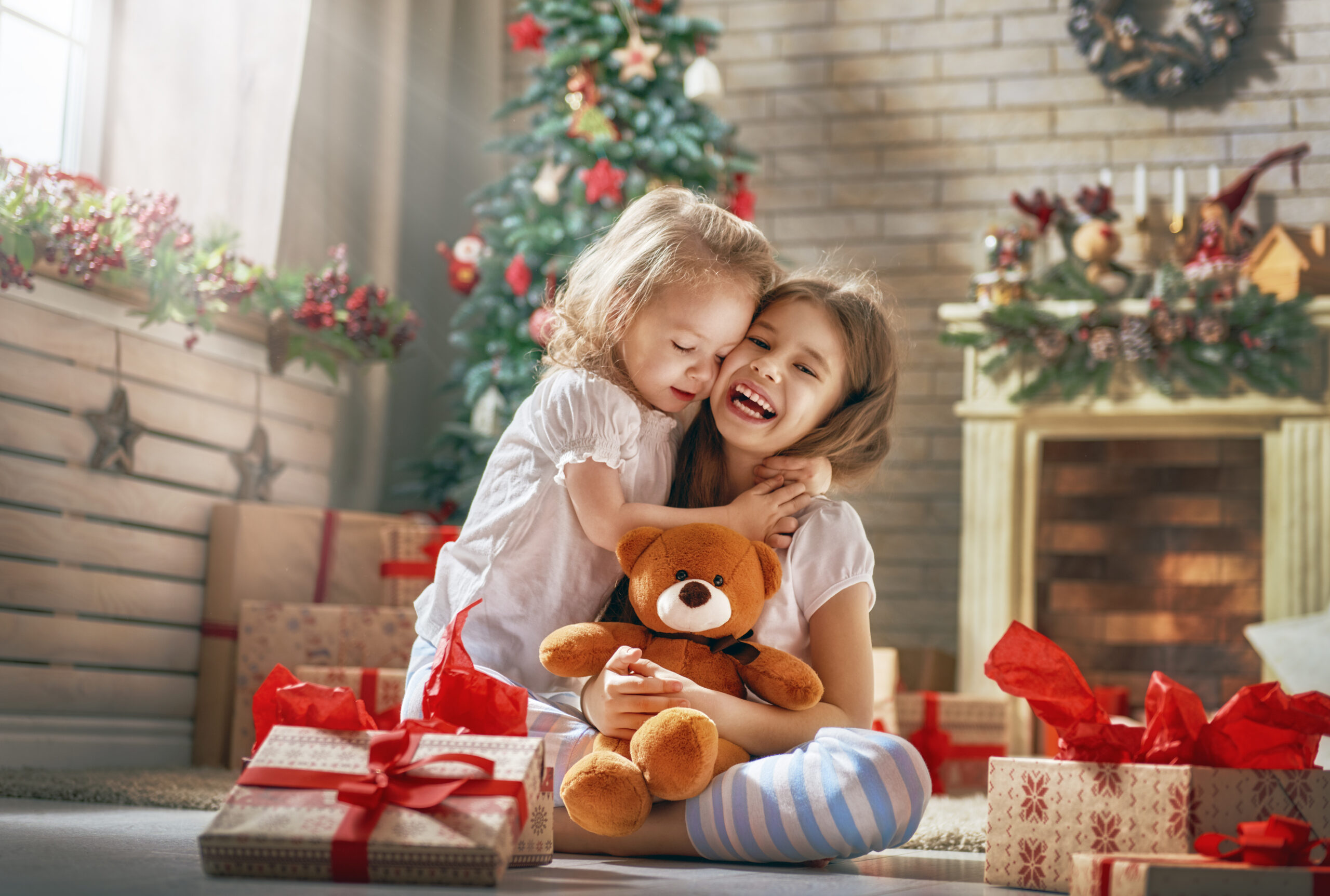 You are currently viewing 8 Christmas Elements To Jollify Your Marketing Campaigns